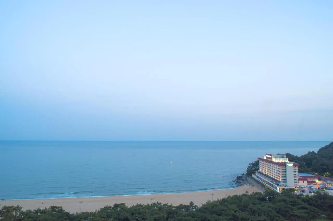 Отель Ambassador Busan Haeundae